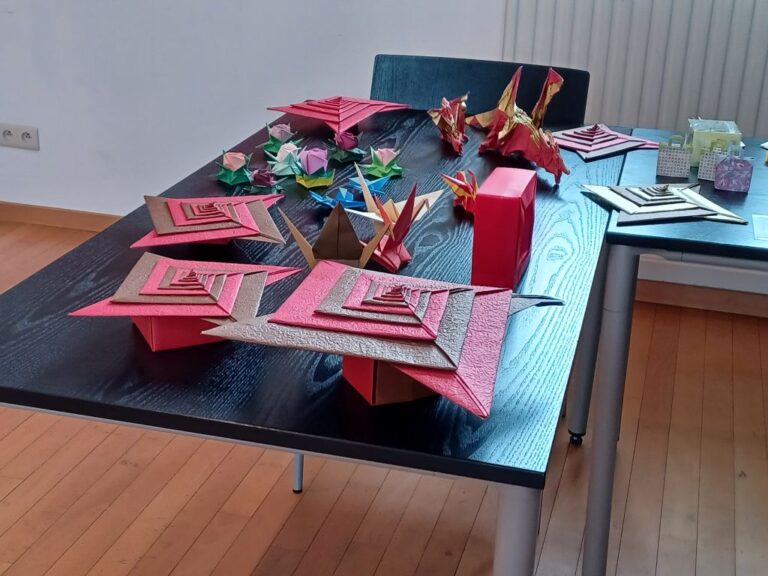 Kunstroute Rotselaar 2025 - Origami van Kavita